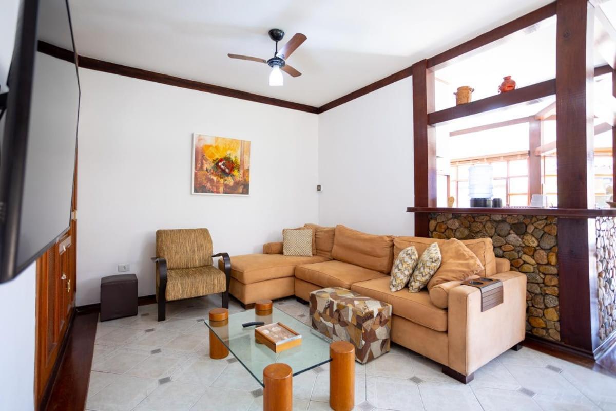 Pereque Beach House อิลญาเบลา ภายนอก รูปภาพ