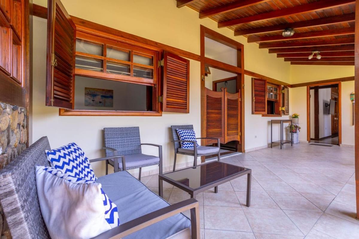 Pereque Beach House อิลญาเบลา ภายนอก รูปภาพ